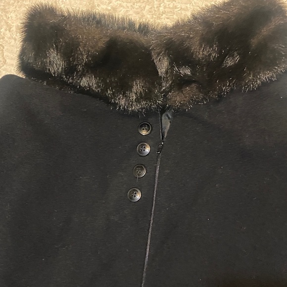 Dennis Basso Black Cape with Faux Fur Trim - Picture 6 of 7